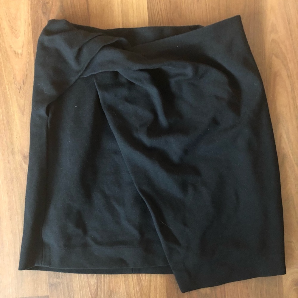 Babaton mini skirt size 2